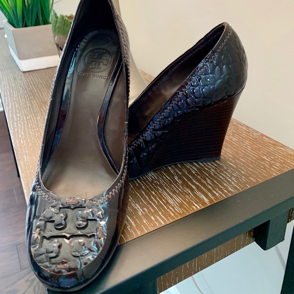 Tory Burch Dark Brown Wedge - Size 7